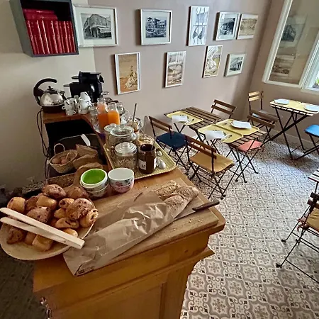 Hotel Le Petit Baigneur 2*
